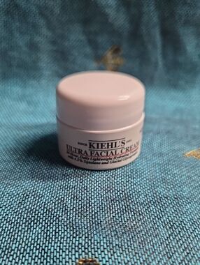 Kiehl's Ultra Facial Cream - Light Pink Jar